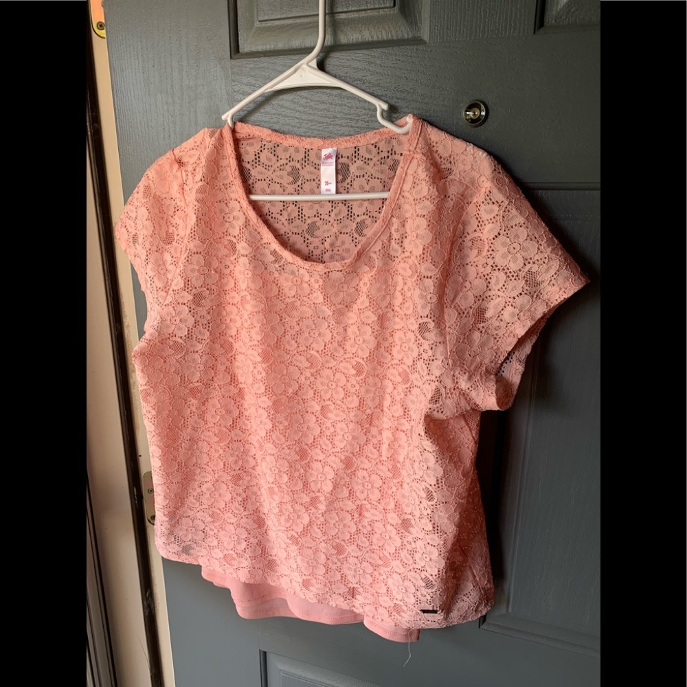 Justice girls lace top, w/matching cami. Sz 20plus